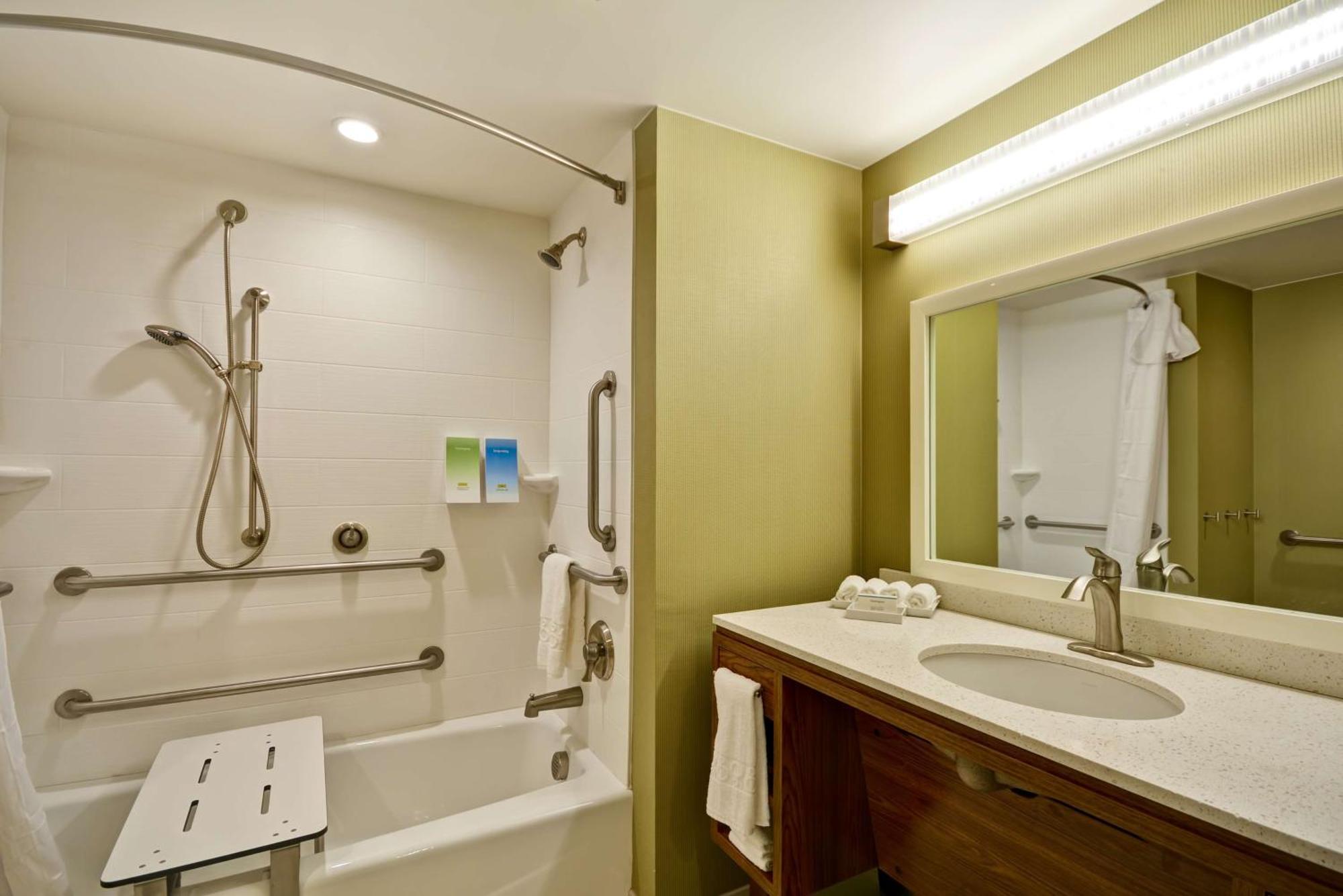 Home2 By Hilton North Park 3*